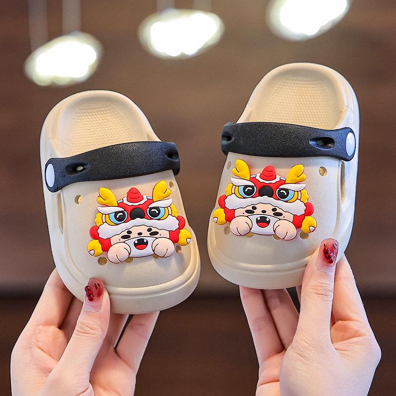 Summer Baby & Toddler Cartoon Slippers: Soft Sole, Two-Way Sandals for Learning to Walk & Outdoor Use Size 18-19 (Inner Length 12CM)
Summer Baby & Toddler Cartoon Slippers: Soft Sole, Two-Way Sandals for Learning to Walk & Outdoor Use Size 18-19 (Inner Length 12CM)