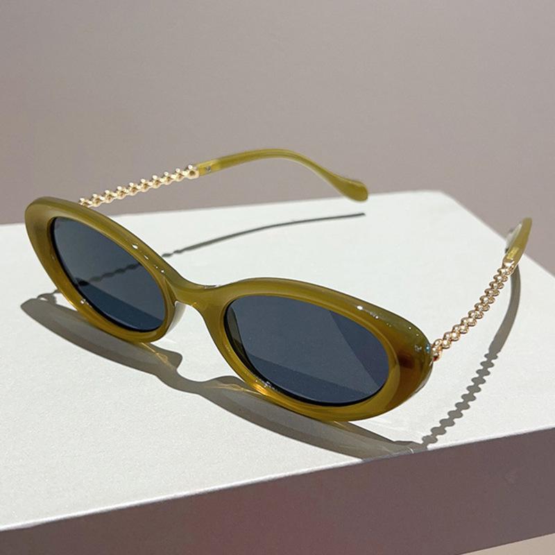 Premium Designer Small Shaped Frame Oval Shaped Sunglasses For Women For For Men Retro Style Stylish Sunlight Eyeglasses Trendy Punk Metal UV400
Premium Designer Small Shaped Frame Oval Shaped Sunglasses For Women For For Men Retro Style Stylish Sunlight Eyeglasses Trendy Punk Metal UV400