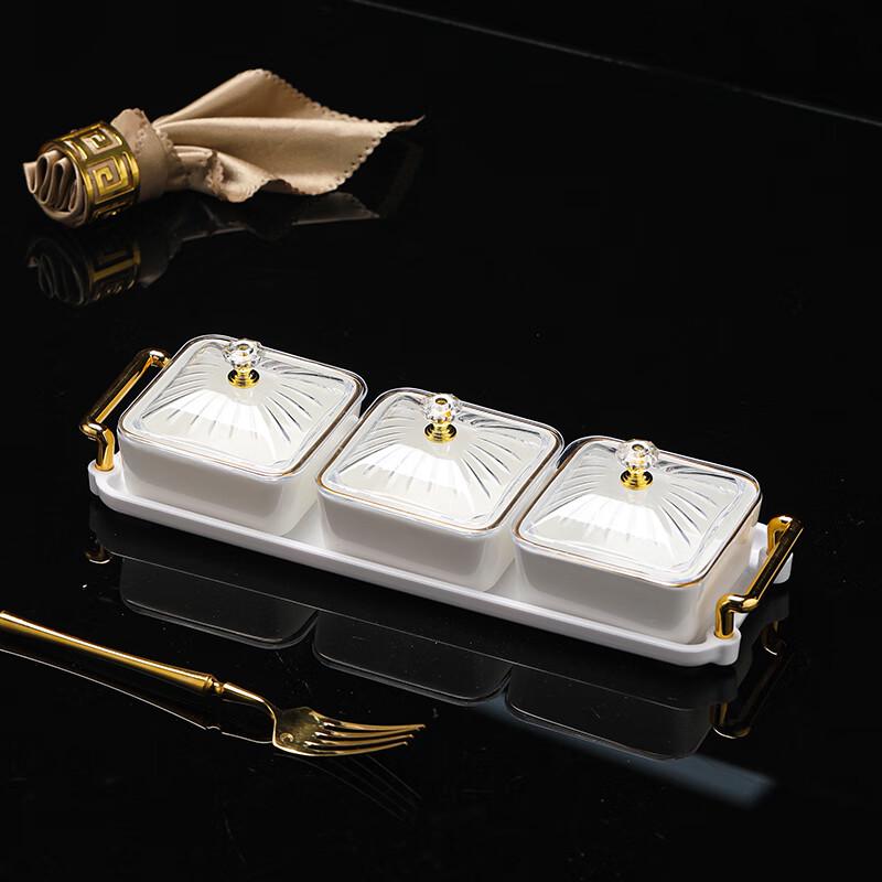 Wuhe Ceramic 3-Compartment Snack Plate with Lid
Wuhe Ceramic 3-Compartment Snack Plate with Lid