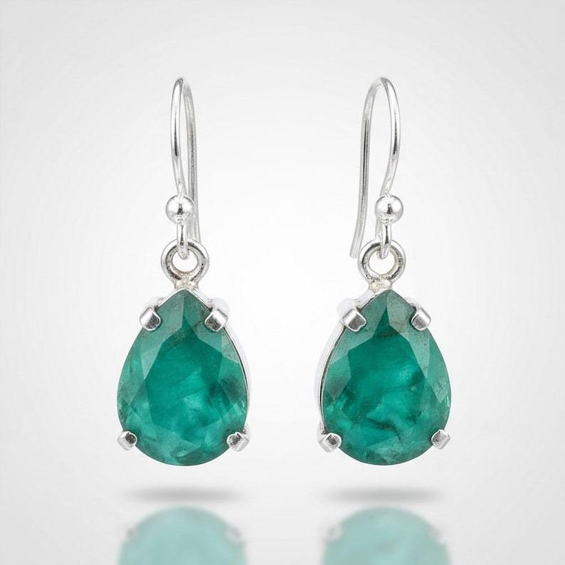 Solid 925 Sterling Silver Dyed Emerald Pear Gemstone Earrings Drop Earrings Gift For Her Designer Earrings
Solid 925 Sterling Silver Dyed Emerald Pear Gemstone Earrings Drop Earrings Gift For Her Designer Earrings