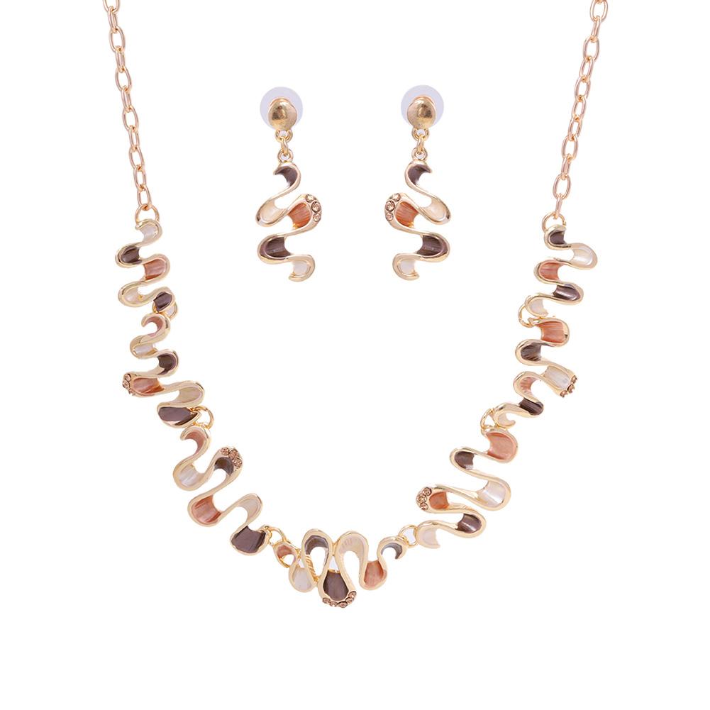 Cring Coco Handmade Enamel Wave Shape Jewelry Sets Fashion Popular Jewelry Necklace Earring Set for Women Valentine s Day Gifts
Cring Coco Handmade Enamel Wave Shape Jewelry Sets Fashion Popular Jewelry Necklace Earring Set for Women Valentine s Day Gifts