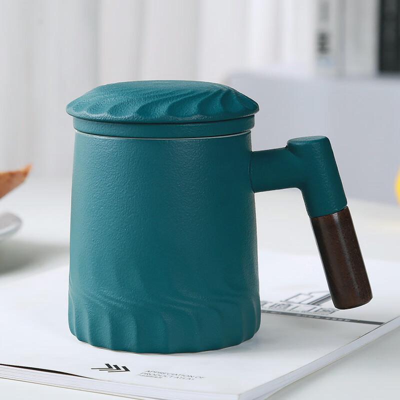 Cha Xun Creative Ceramic Tea Mug with Lid & Filter
Cha Xun Creative Ceramic Tea Mug with Lid & Filter