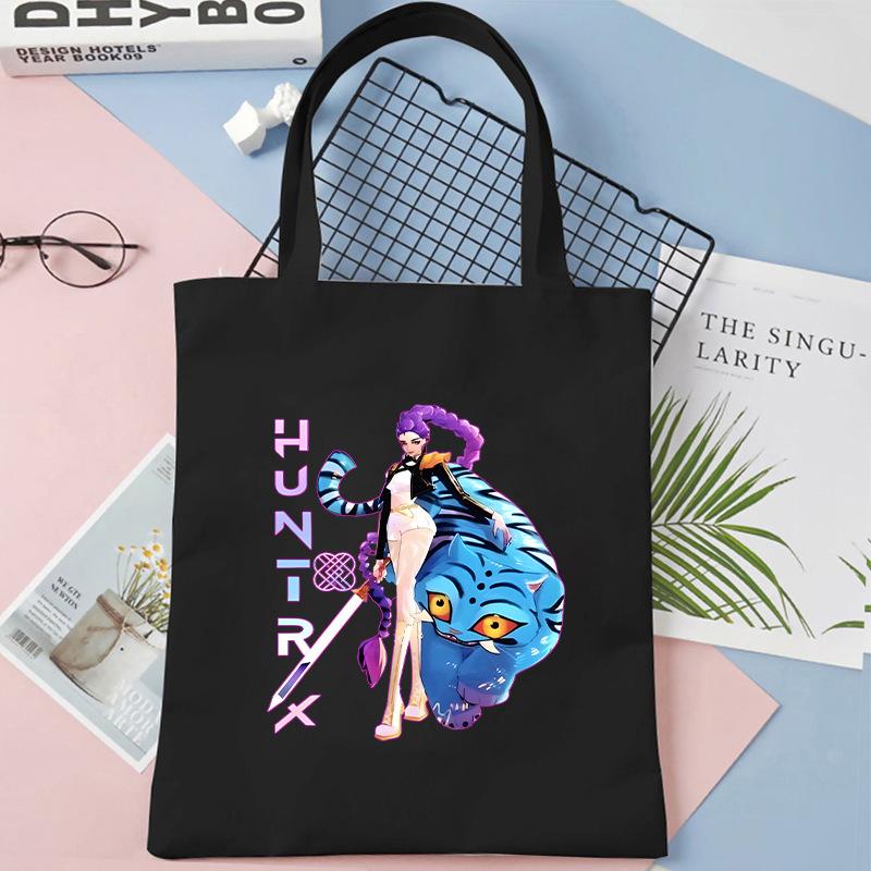 Fashion Kpop Demon Hunters Shoulder Bag Cartoon Eco Handbag Large Capacity Crossbody Portable Canvas Storage Gift Kid Friendly Entertaining Fun Play 35CMX45CM
Fashion Kpop Demon Hunters Shoulder Bag Cartoon Eco Handbag Large Capacity Crossbody Portable Canvas Storage Gift Kid Friendly Entertaining Fun Play 35CMX45CM