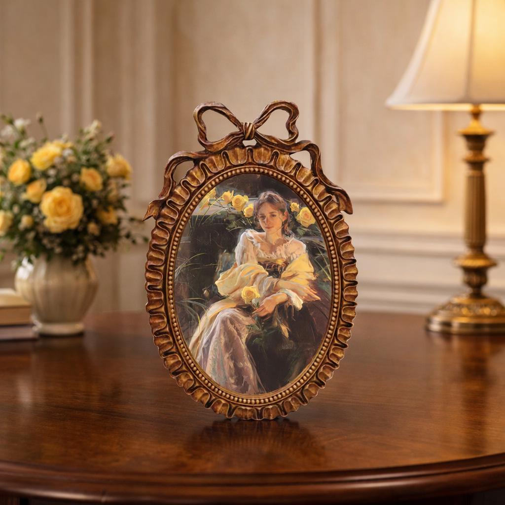 European Retro Decorative Resin Photo Frame Set for Living Room Frame 26x17.5cm
European Retro Decorative Resin Photo Frame Set for Living Room Frame 26x17.5cm