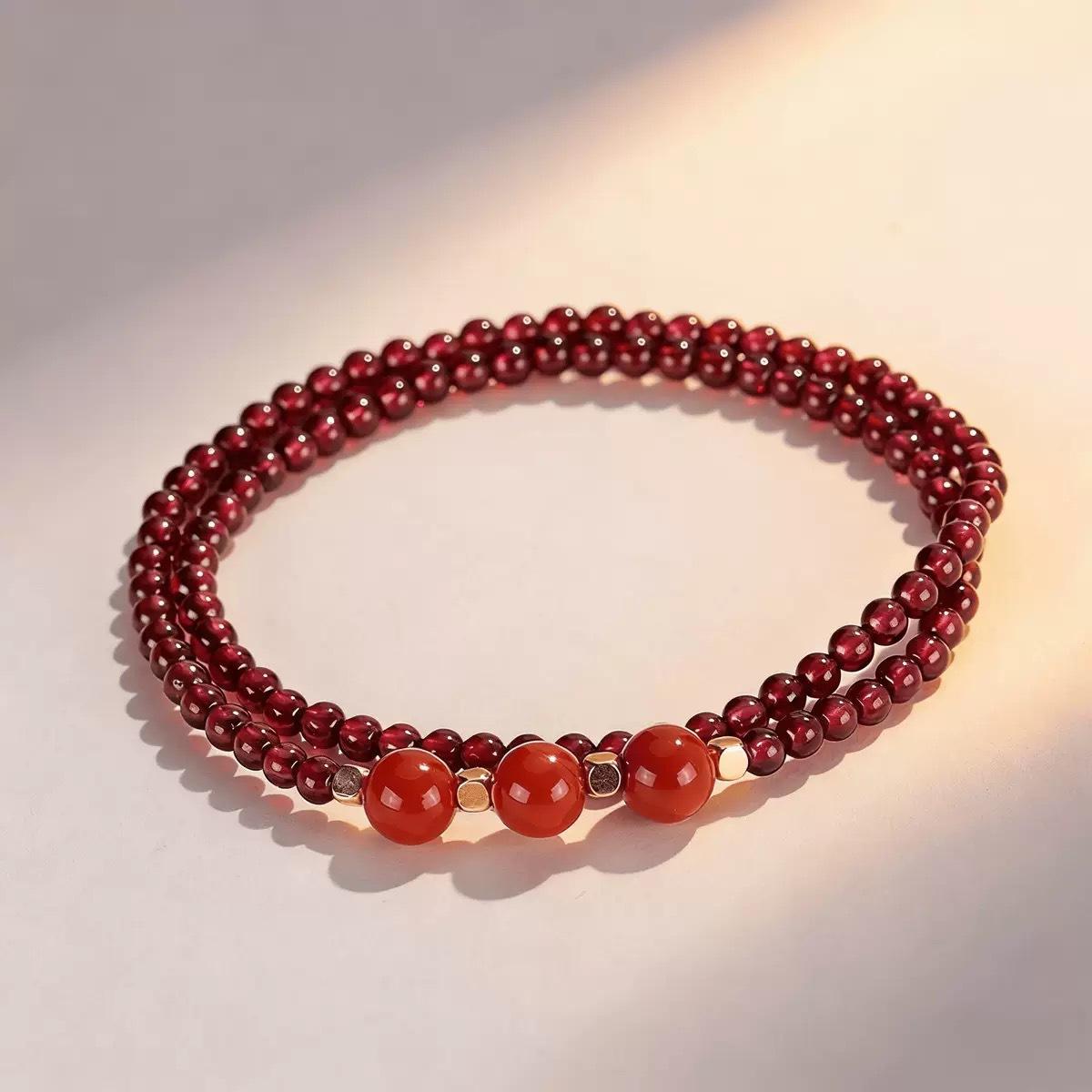 Natural crystal garnet strawberry crystal double ring bracelet Bangles Women Fashion Jewelry accessories Gift
Natural crystal garnet strawberry crystal double ring bracelet Bangles Women Fashion Jewelry accessories Gift