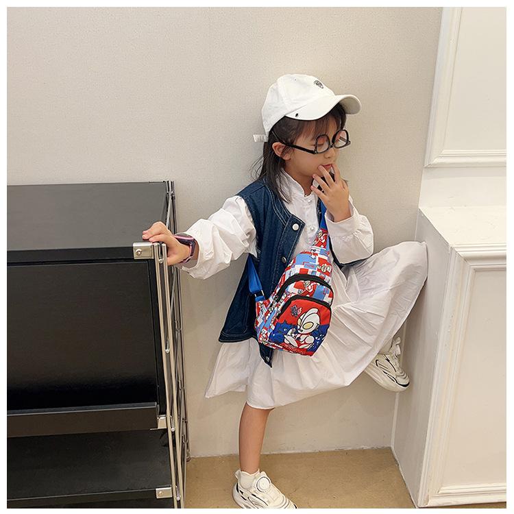 New Children s Breast Bag Cartoon Ultraman Boys Crossbody Bag Children s Going Out Snack Bag Breast Bag червоний
New Children s Breast Bag Cartoon Ultraman Boys Crossbody Bag Children s Going Out Snack Bag Breast Bag червоний