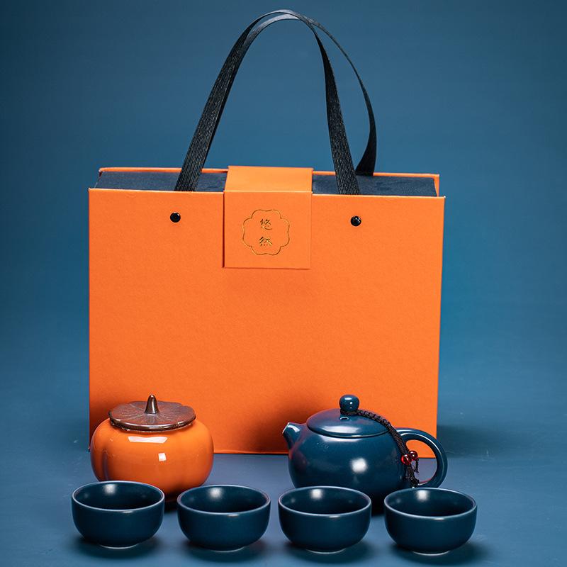 Керамика плотного обжига Ягуан, чайник и четыре чашки, банка для кунг-фу чайного набора и изысканная хурма в подарочной коробке для клиентов и сотрудников.
Керамика плотного обжига Ягуан, чайник и четыре чашки, банка для кунг-фу чайного набора и изысканная хурма в подарочной коробке для клиентов и сотрудников.