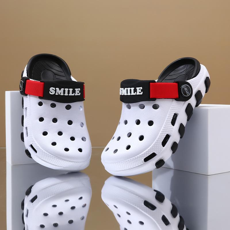 Eva Lightweight Breathable Childrens Hole Shoes For Boys Summer Casual Beach Sandals BlackWhite Board,35
Eva Lightweight Breathable Childrens Hole Shoes For Boys Summer Casual Beach Sandals BlackWhite Board,35