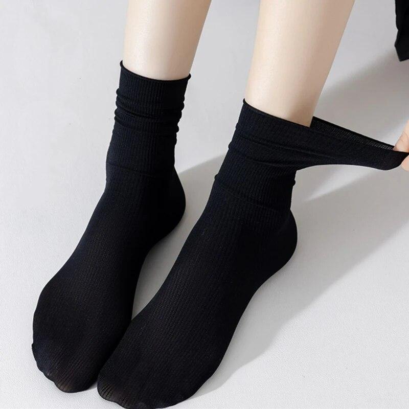 1/5/10 Pairs Thin Ice Silk Women s Long Tube Socks Summer Cool Mid Calf Socks Black and White Ice Ice Socks Pile Pile Ladies Socks 1pair чорний
1/5/10 Pairs Thin Ice Silk Women s Long Tube Socks Summer Cool Mid Calf Socks Black and White Ice Ice Socks Pile Pile Ladies Socks 1pair чорний