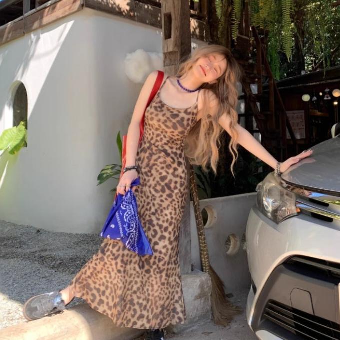 Жіноча модна сукня Spice Girl з леопардовим принтом, літня вулична довга сукня з розрізом на талії, трапеції 4XL леопард друку кольору
Жіноча модна сукня Spice Girl з леопардовим принтом, літня вулична довга сукня з розрізом на талії, трапеції 4XL леопард друку кольору