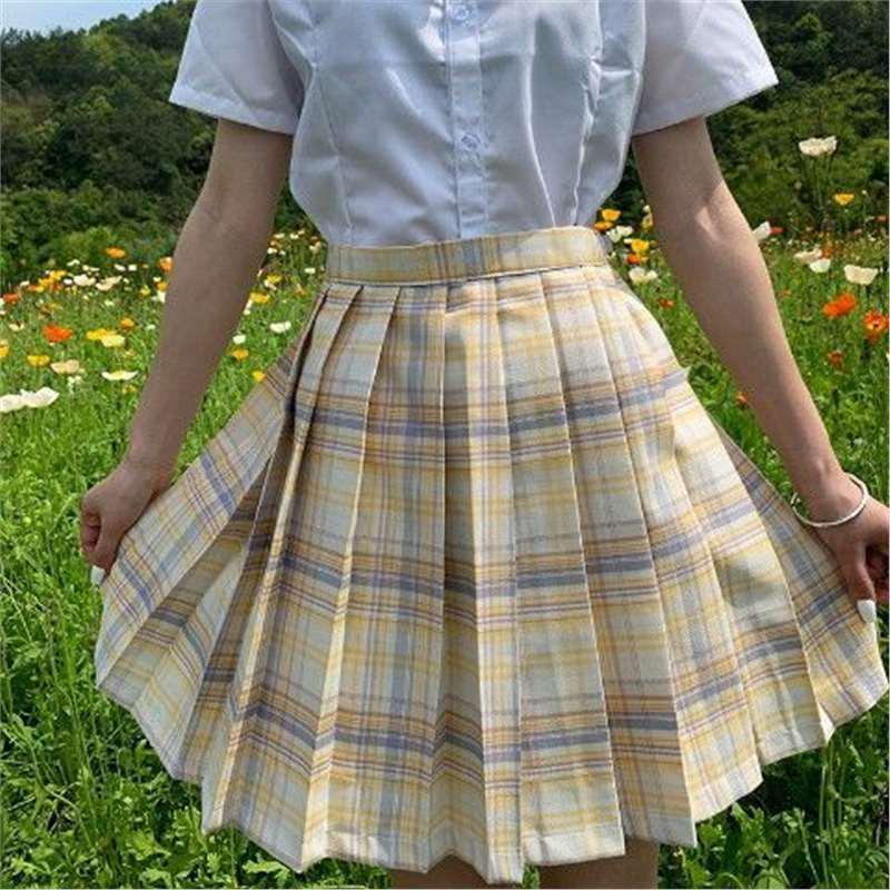 Комплект аутентичной японской школьной формы JK Fuyue: клетчатая юбка и рубашка M
Комплект аутентичной японской школьной формы JK Fuyue: клетчатая юбка и рубашка M