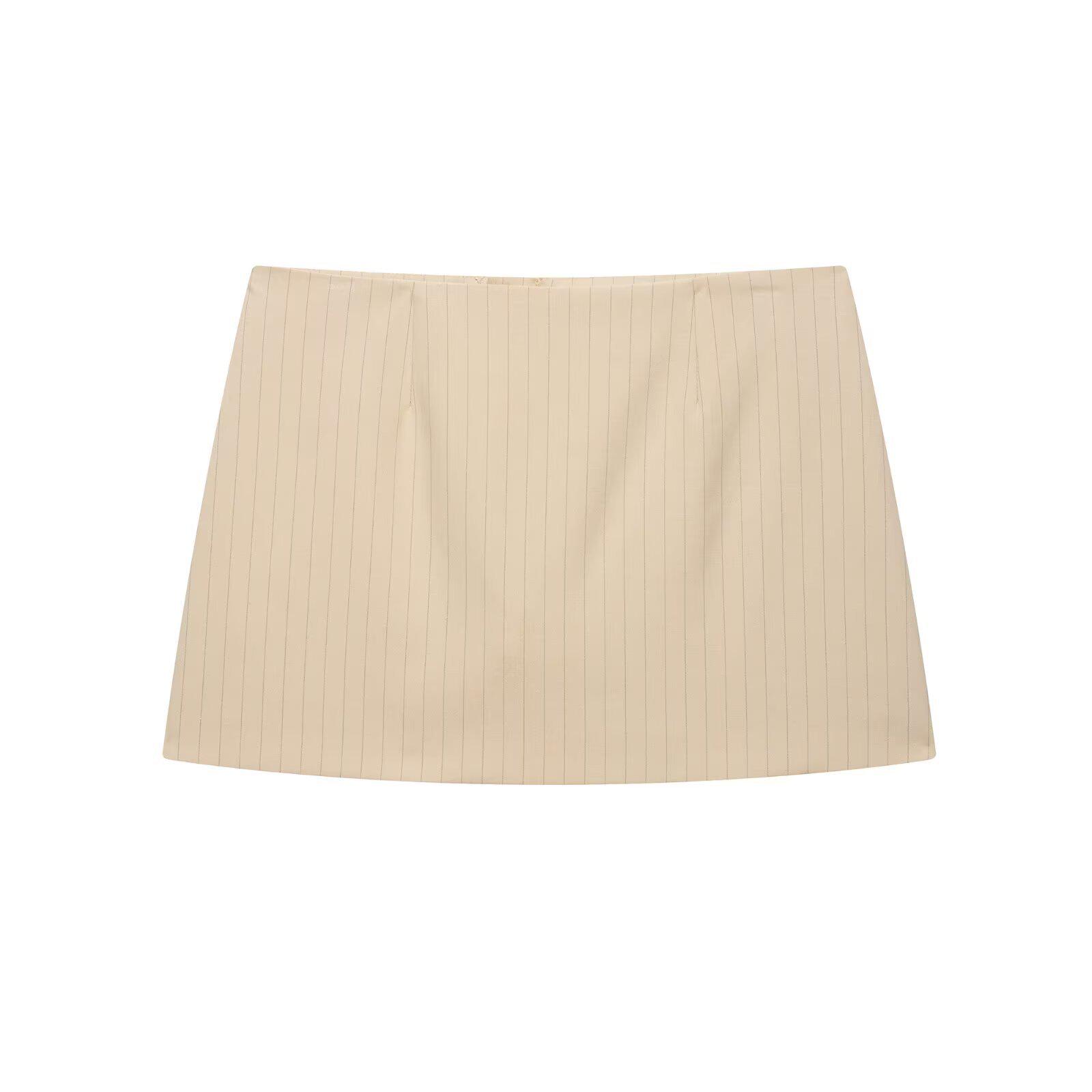 Европейская и американская женская мода 2025: Полосатый комплект из короткого топа на бретелях и юбки S
Европейская и американская женская мода 2025: Полосатый комплект из короткого топа на бретелях и юбки S