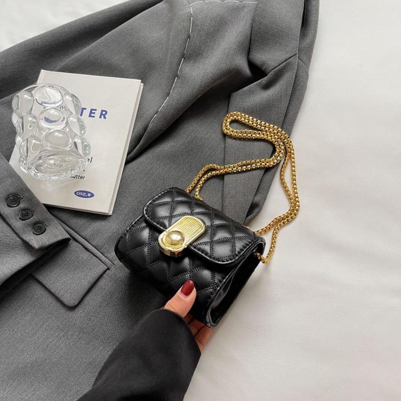 New chain embroidery thread pu small square bag women s bag popular fashion versatile shoulder messenger bag
New chain embroidery thread pu small square bag women s bag popular fashion versatile shoulder messenger bag