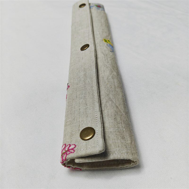 Minagawa Akira Embroidered Antique Bronze Buckle Car Seatbelt Cover Shoulder Pad Anti-Neck Strain Anti-Wear Clothing Decoration Rain Dew - 30cm Bronze Buckle
Minagawa Akira Embroidered Antique Bronze Buckle Car Seatbelt Cover Shoulder Pad Anti-Neck Strain Anti-Wear Clothing Decoration Rain Dew - 30cm Bronze Buckle