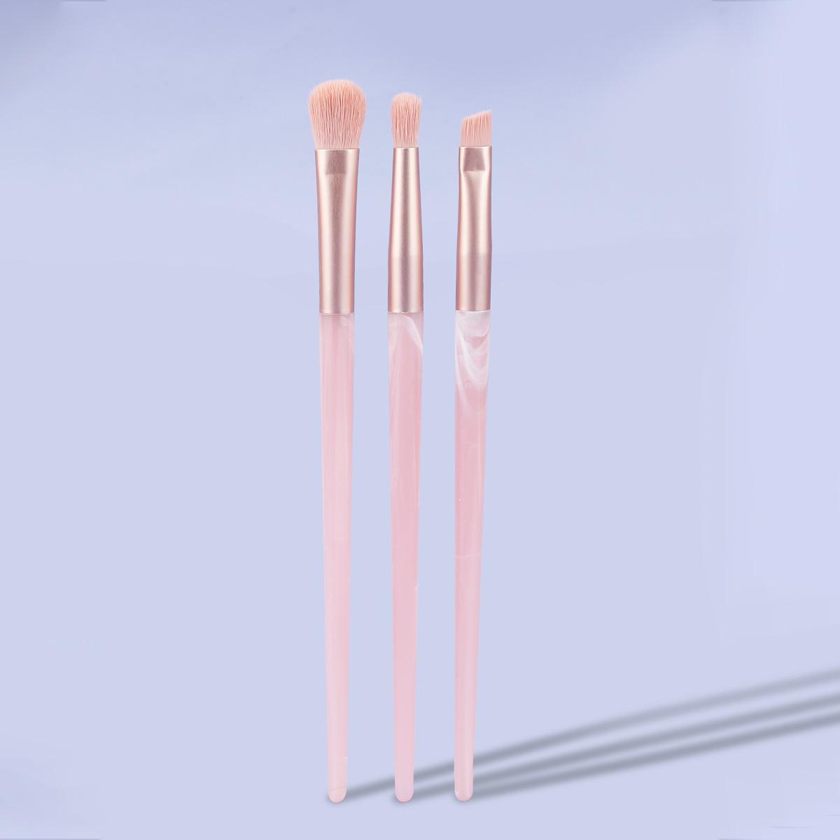 3-Pack Imitation Wool Eyeshadow & Contour Brush Set: Soft Bristles for Blending and Nose Contour
3-Pack Imitation Wool Eyeshadow & Contour Brush Set: Soft Bristles for Blending and Nose Contour