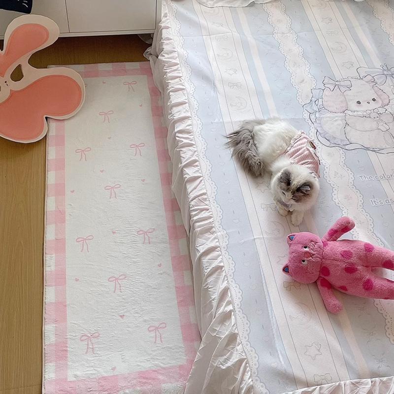 Bedroom Carpet Bedside Floor Mat Cute Soft Plush Room Decor Long Rug Comfortable Shaggy Korean Carpets Home Decoration 40x120cm 15.7x47.2in
Bedroom Carpet Bedside Floor Mat Cute Soft Plush Room Decor Long Rug Comfortable Shaggy Korean Carpets Home Decoration 40x120cm 15.7x47.2in