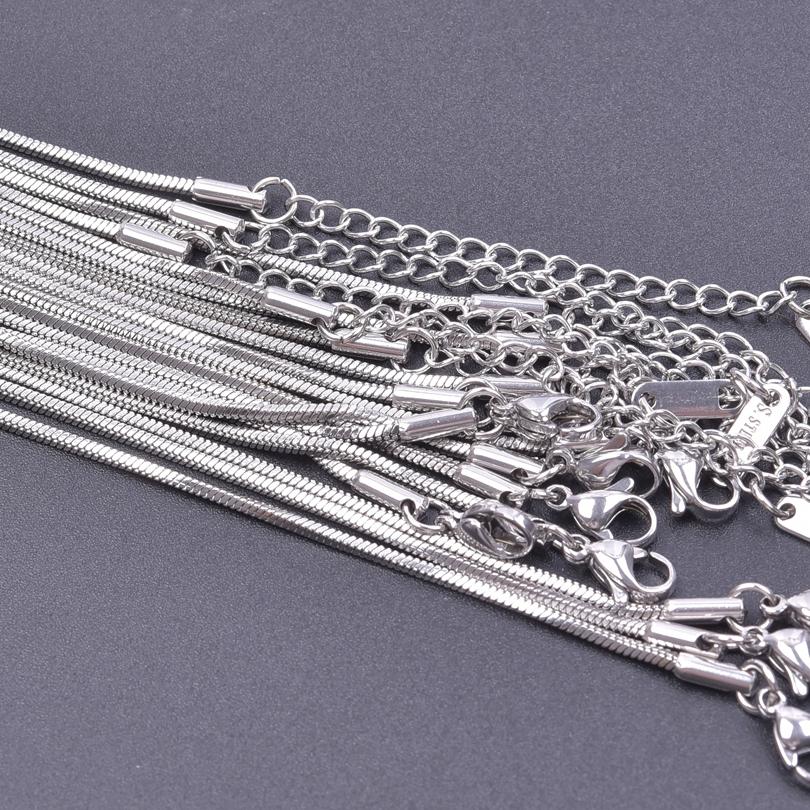 1/5/10pcs Wholesale 40+5cm Square Snake Chain Jewelry On The Neck Decor Stainless Steel Necklaces For Women Men Accessories Gift 1pcs
1/5/10pcs Wholesale 40+5cm Square Snake Chain Jewelry On The Neck Decor Stainless Steel Necklaces For Women Men Accessories Gift 1pcs
