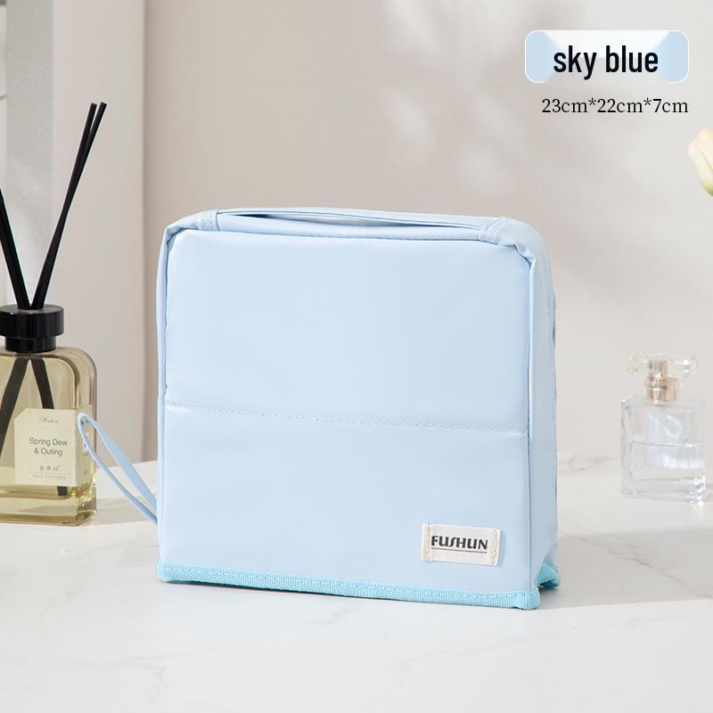 Premium Large-Capacity Travel Makeup Bag with Partitioned Storage
Premium Large-Capacity Travel Makeup Bag with Partitioned Storage