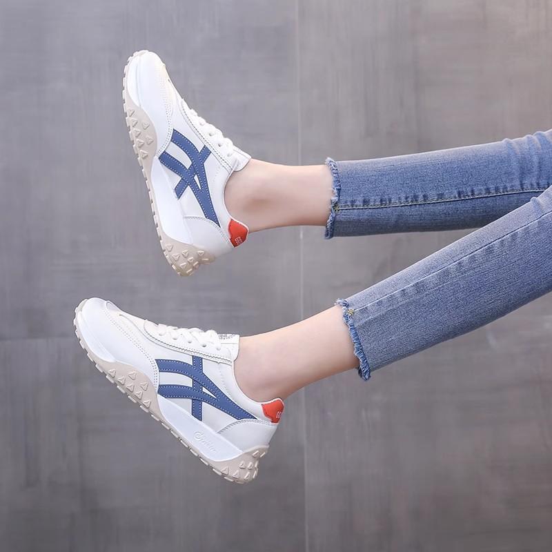 Женская модная обувь, легкая, удобная и дышащая женская обувь, повседневная обувь на мягкой подошве, красивая белая обувь, поддержка 36
Женская модная обувь, легкая, удобная и дышащая женская обувь, повседневная обувь на мягкой подошве, красивая белая обувь, поддержка 36