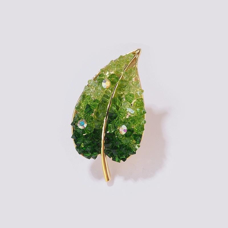 Delicate Crystal Leaf Brooch, High-end High-end Sense, High-end Niche Corsage Women s Placket Accessories, Anti-light Buckle Pin
Delicate Crystal Leaf Brooch, High-end High-end Sense, High-end Niche Corsage Women s Placket Accessories, Anti-light Buckle Pin