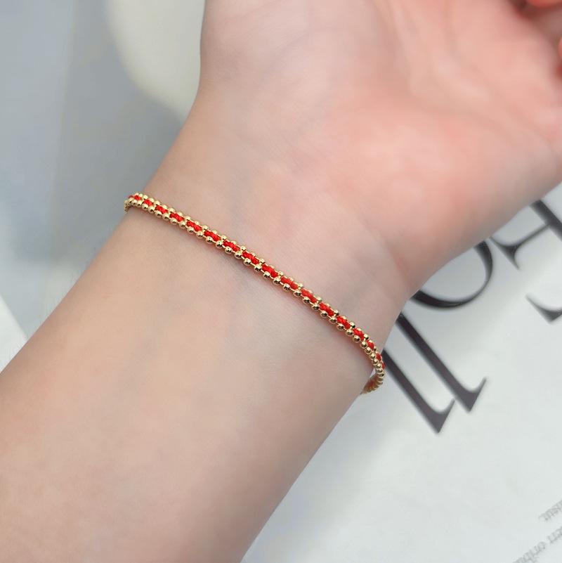 Retro Court Style Niche Design Red Rope Bracelet Female Tide червоний
Retro Court Style Niche Design Red Rope Bracelet Female Tide червоний