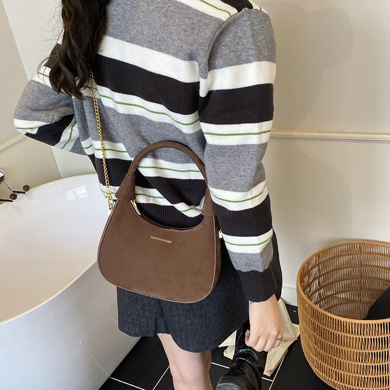 Popular small bag women s new summer versatile chain messenger bag portable shoulder bag коричневый
Popular small bag women s new summer versatile chain messenger bag portable shoulder bag коричневый