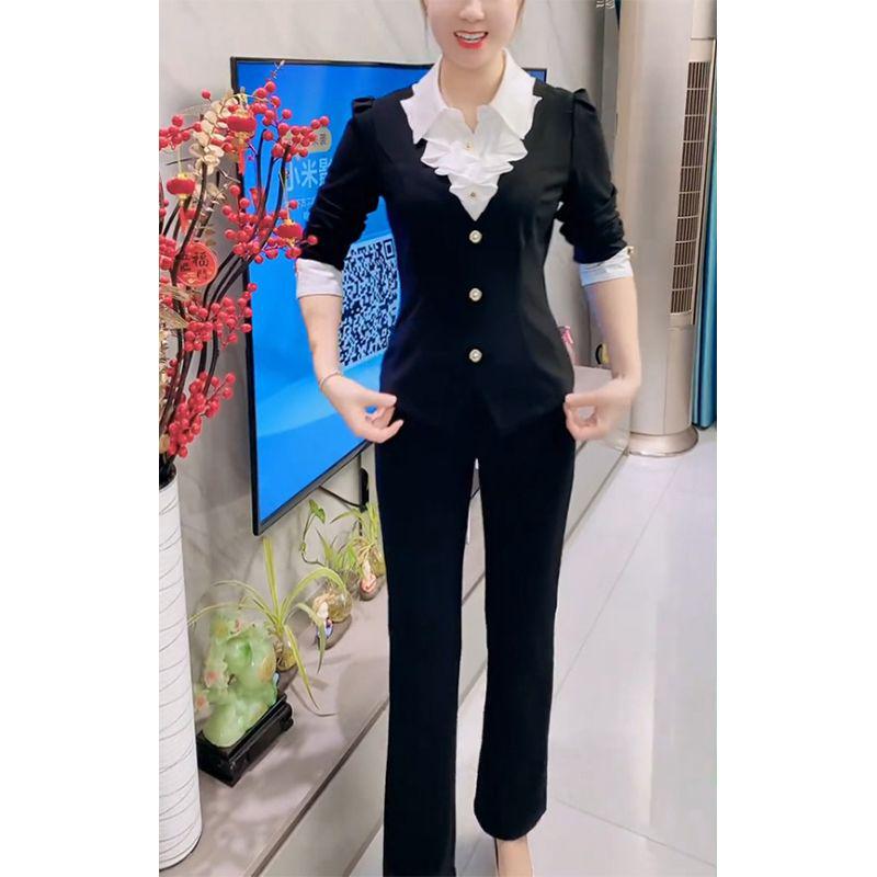 2025 Spring Slimming Patchwork Two-Piece: Stylish Long Sleeve Shirt Collar Top & Casual Pants Set L (100-115 jin)
2025 Spring Slimming Patchwork Two-Piece: Stylish Long Sleeve Shirt Collar Top & Casual Pants Set L (100-115 jin)