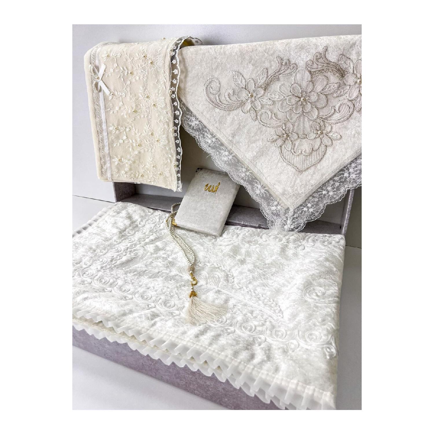 5 Piece Velvet Prayer Mat Set With Dowry Bundle Box Bride And Groom Set 70 x 120 бежевый
5 Piece Velvet Prayer Mat Set With Dowry Bundle Box Bride And Groom Set 70 x 120 бежевый
