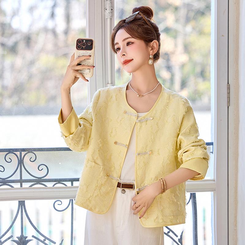 2025 Spring/Autumn Women s Chinese Frog Button Jacquard Fashion Coat RS2807 L (120-130 jin)
2025 Spring/Autumn Women s Chinese Frog Button Jacquard Fashion Coat RS2807 L (120-130 jin)