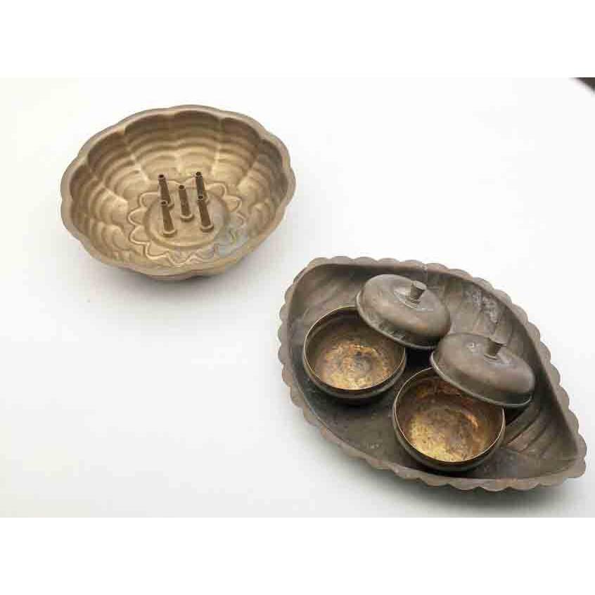 RSINC Vintage Brass Kumkum Box & Agarbati Stand Vintage antiques, Vintage brass JL186425203872
RSINC Vintage Brass Kumkum Box & Agarbati Stand Vintage antiques, Vintage brass JL186425203872