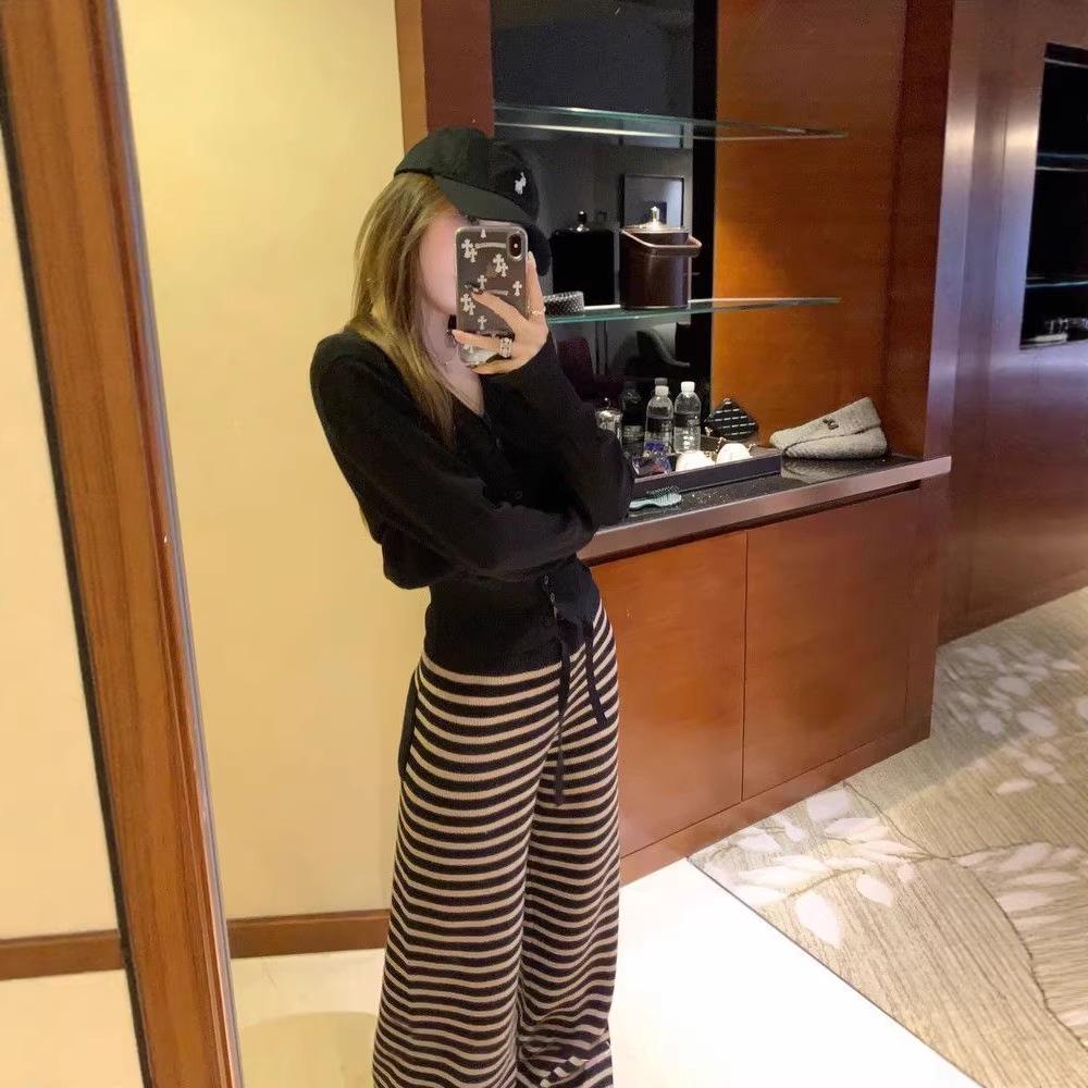 Korean Color Block Stripe High Waist Wide Leg Pants Women s Autumn Winter Style Small
Korean Color Block Stripe High Waist Wide Leg Pants Women s Autumn Winter Style Small