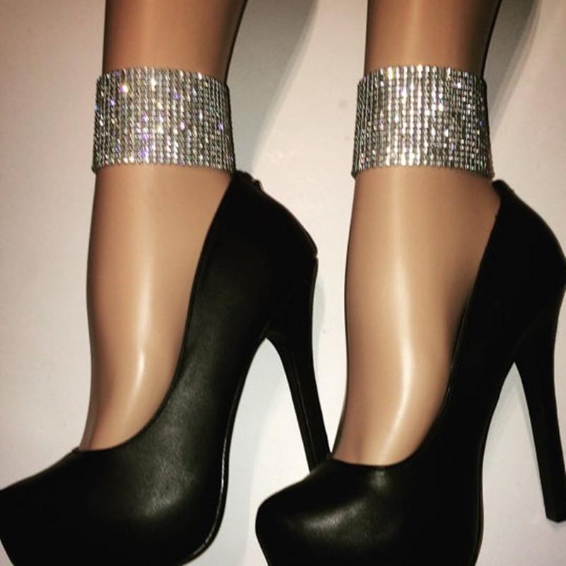 Accessories, sexy nightclub fringed feet, punk exaggerated single full diamond multi-layer foot naked chain woman
Accessories, sexy nightclub fringed feet, punk exaggerated single full diamond multi-layer foot naked chain woman