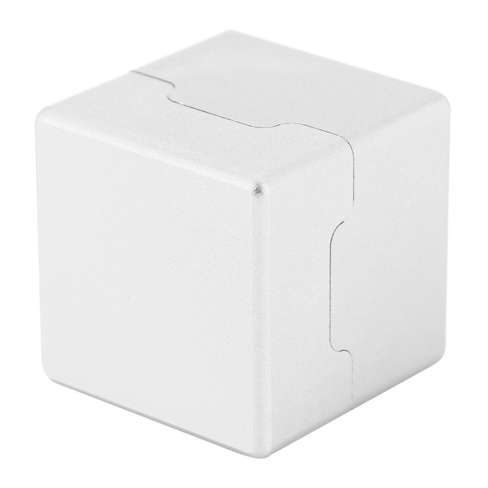 Алюминиевый Портативный Мини Магнитный Держатель Мела для Наклейки Кия Бильярдный Мелок Переноска (Серебряный)
Алюминиевый Портативный Мини Магнитный Держатель Мела для Наклейки Кия Бильярдный Мелок Переноска (Серебряный)