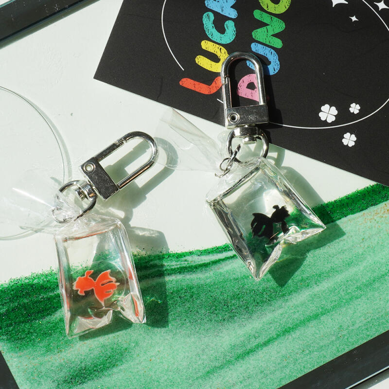 Lucky Goldfish Keychain Fish Tank Hip Gift - Ring 2. Black ring key ring
Lucky Goldfish Keychain Fish Tank Hip Gift - Ring 2. Black ring key ring