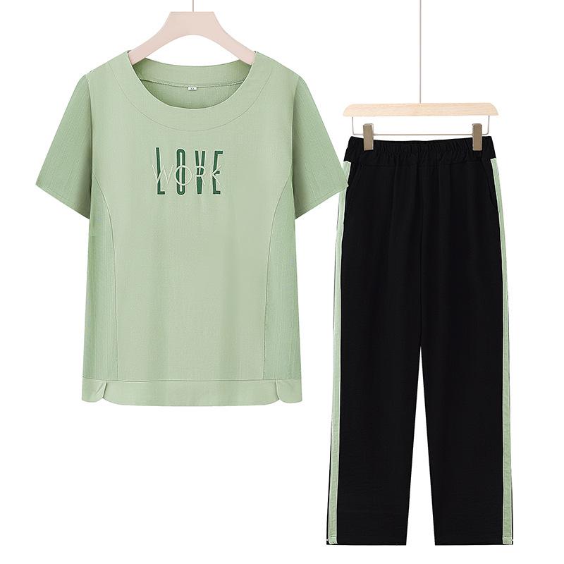 Summer Casual Sports Suit for Middle-Aged Women: Short-Sleeved T-shirt and Shorts Set 5XL (145-155 jin)
Summer Casual Sports Suit for Middle-Aged Women: Short-Sleeved T-shirt and Shorts Set 5XL (145-155 jin)