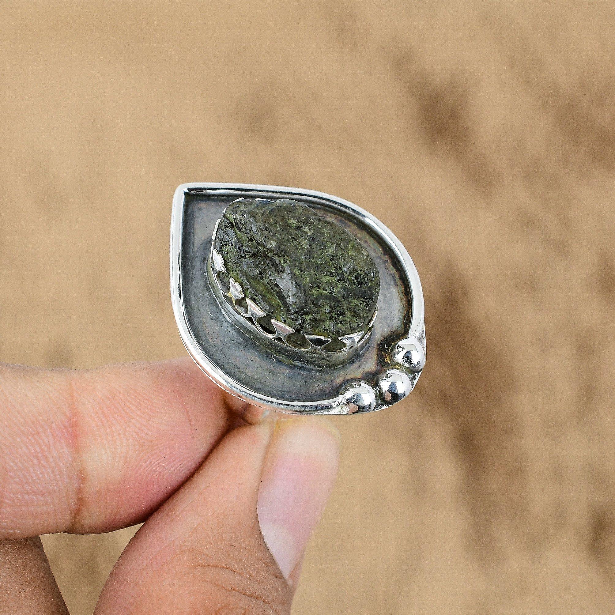 Mothers day Deal 925 Silver Oval Labradorite Rough Stone Wedding Ring Jewelry Yes
Mothers day Deal 925 Silver Oval Labradorite Rough Stone Wedding Ring Jewelry Yes