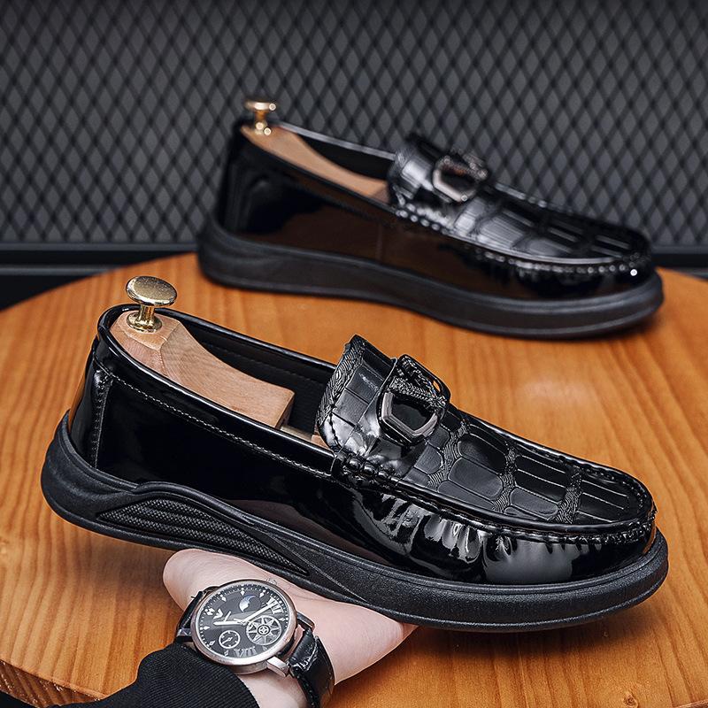 2024 spring leather shoes men s one-pedal Doudou shoes men s business Korean version versatile British style low-top foot shoes 39
2024 spring leather shoes men s one-pedal Doudou shoes men s business Korean version versatile British style low-top foot shoes 39
