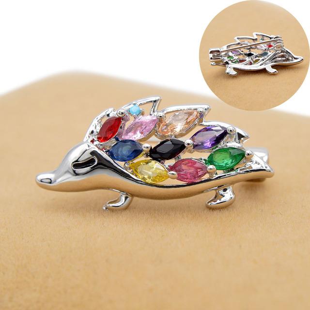 Поступление Цирконий ежик воротник булавка для женщин и мужчин унисекс мода медная брошь дизайн животных детский подарок
Поступление Цирконий ежик воротник булавка для женщин и мужчин унисекс мода медная брошь дизайн животных детский подарок