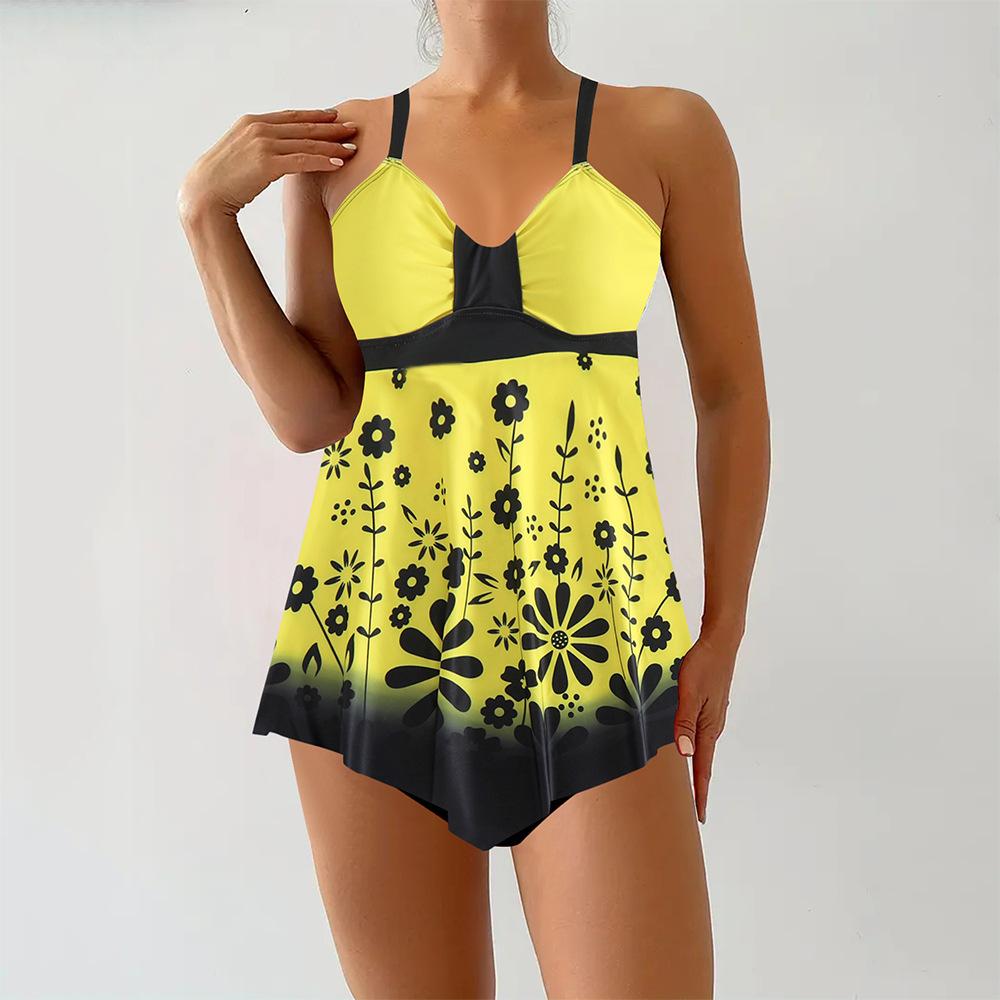 New Tankini retro printing hollow V-neck belly protection sunscreen women s swimsuit 5XL
New Tankini retro printing hollow V-neck belly protection sunscreen women s swimsuit 5XL