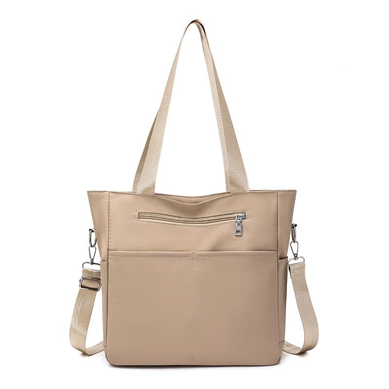 Large Capacity Lightweight Shoulder Bag Women s Commuter Tote Bag хакі
Large Capacity Lightweight Shoulder Bag Women s Commuter Tote Bag хакі