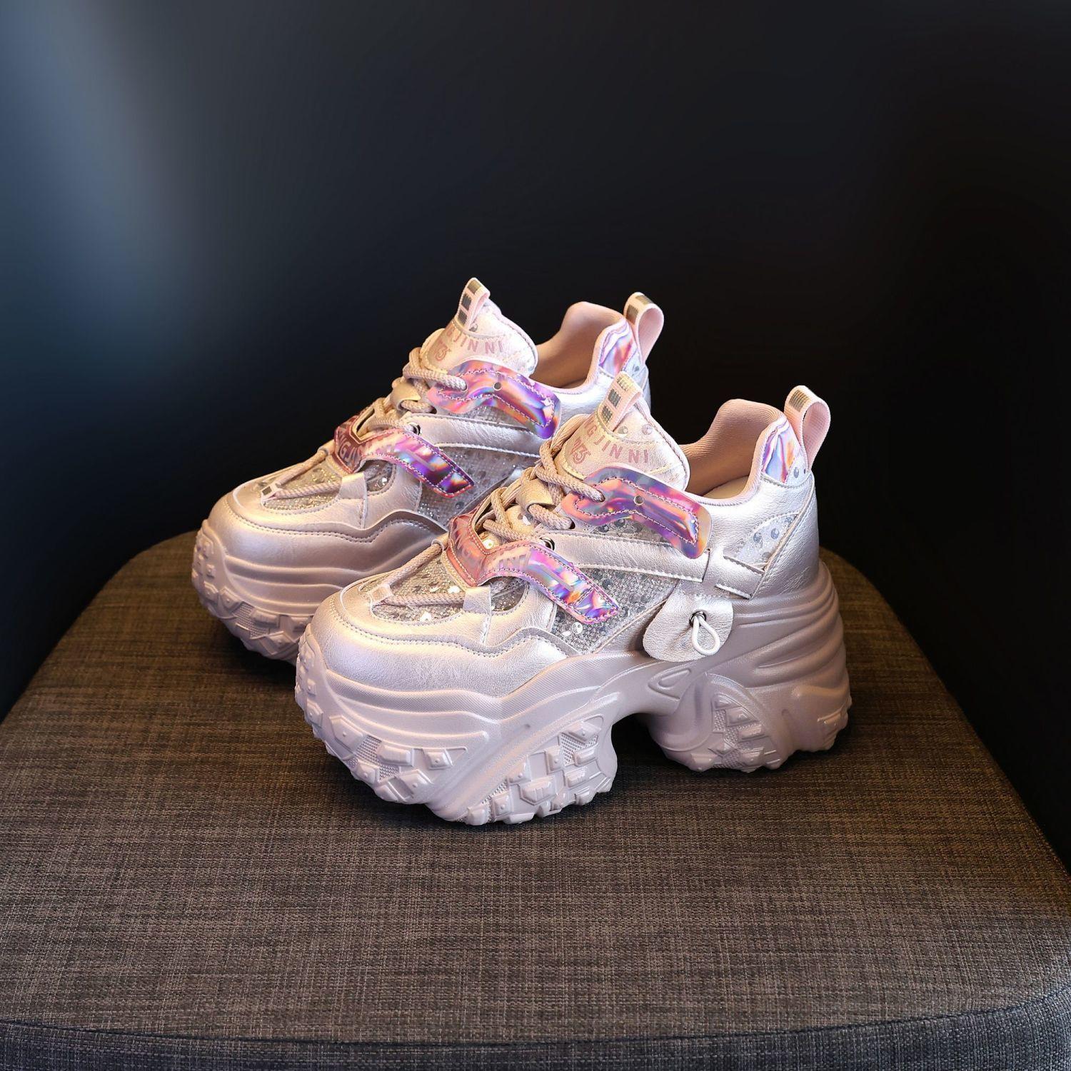 Thick-soled inner height-increasing dad shoes for women 2025 summer new leather versatile mesh breathable muffin casual sports shoes 40 розовый
Thick-soled inner height-increasing dad shoes for women 2025 summer new leather versatile mesh breathable muffin casual sports shoes 40 розовый