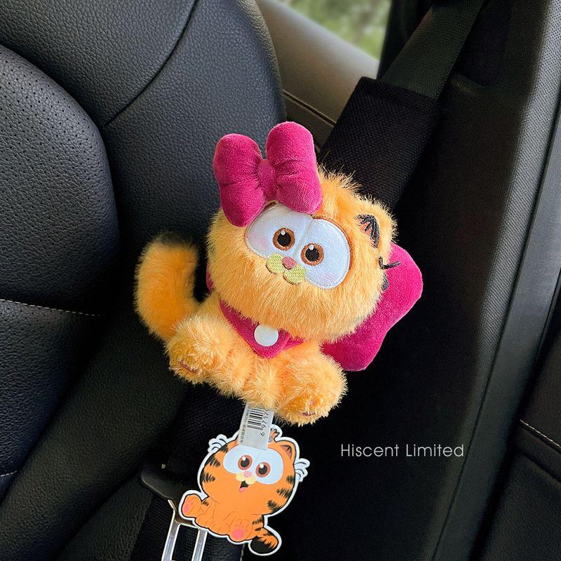 Authentic Garfield Car Seat Belt Shoulder Protector, Cute Cartoon Car Decoration, Kidsren s Anti-Neck Strangulation Car Interior Accessories Sweetheart Bow Garfield Cat Shoulder Pads
Authentic Garfield Car Seat Belt Shoulder Protector, Cute Cartoon Car Decoration, Kidsren s Anti-Neck Strangulation Car Interior Accessories Sweetheart Bow Garfield Cat Shoulder Pads