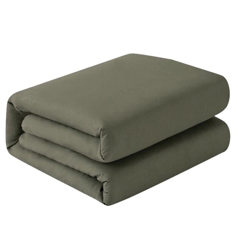 Military Training Warm Quilt
Military Training Warm Quilt
