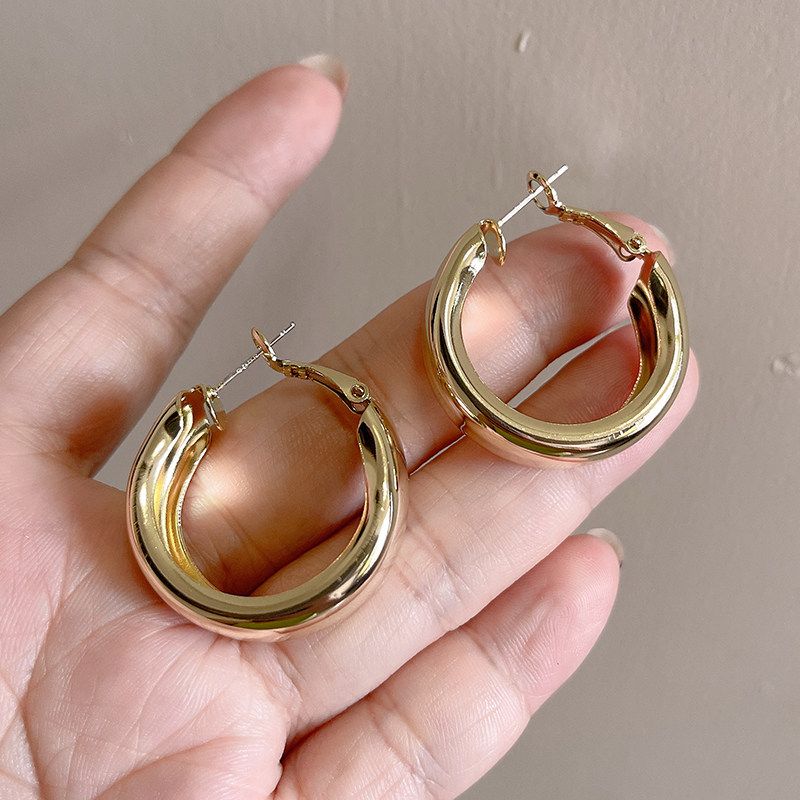 Accessible Luxury Metal Retro Hong Kong Style Mosquito Coil Ear Clip Circle A Pair of Gold Earrings(Width 30mm)
Accessible Luxury Metal Retro Hong Kong Style Mosquito Coil Ear Clip Circle A Pair of Gold Earrings(Width 30mm)