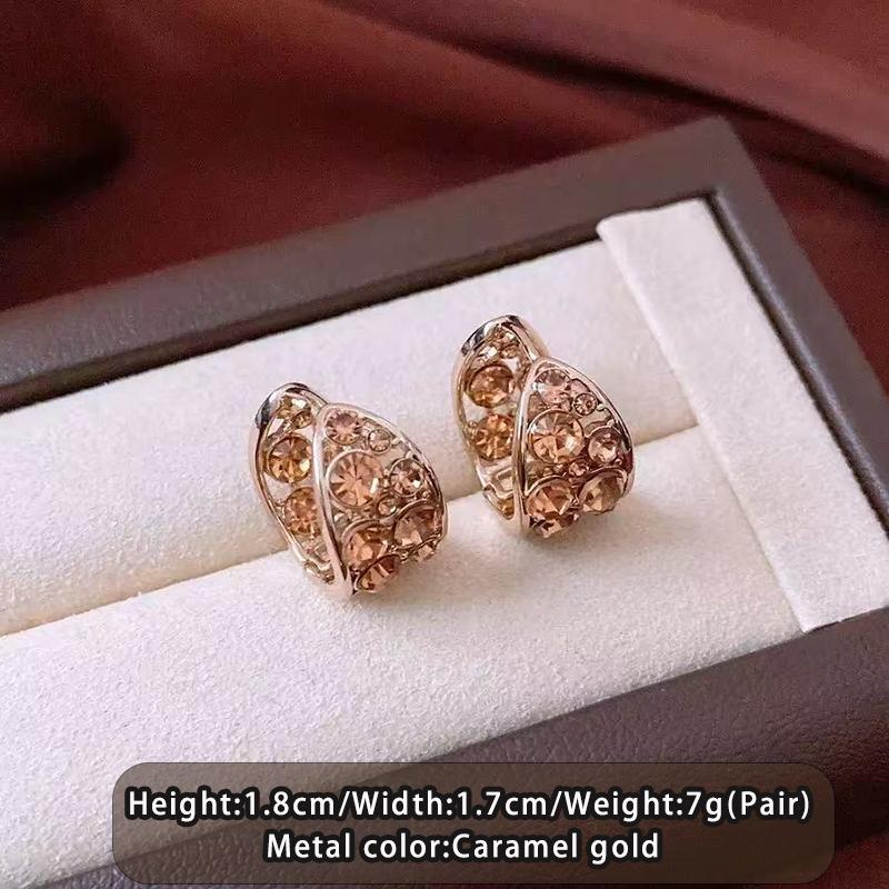 2026 New Design Caramel Metal Waterdrop Shaped Champagne Rhinestone Embedded Earrings For Women s Fashion Jewelry Ear Cuffs Champagne
2026 New Design Caramel Metal Waterdrop Shaped Champagne Rhinestone Embedded Earrings For Women s Fashion Jewelry Ear Cuffs Champagne