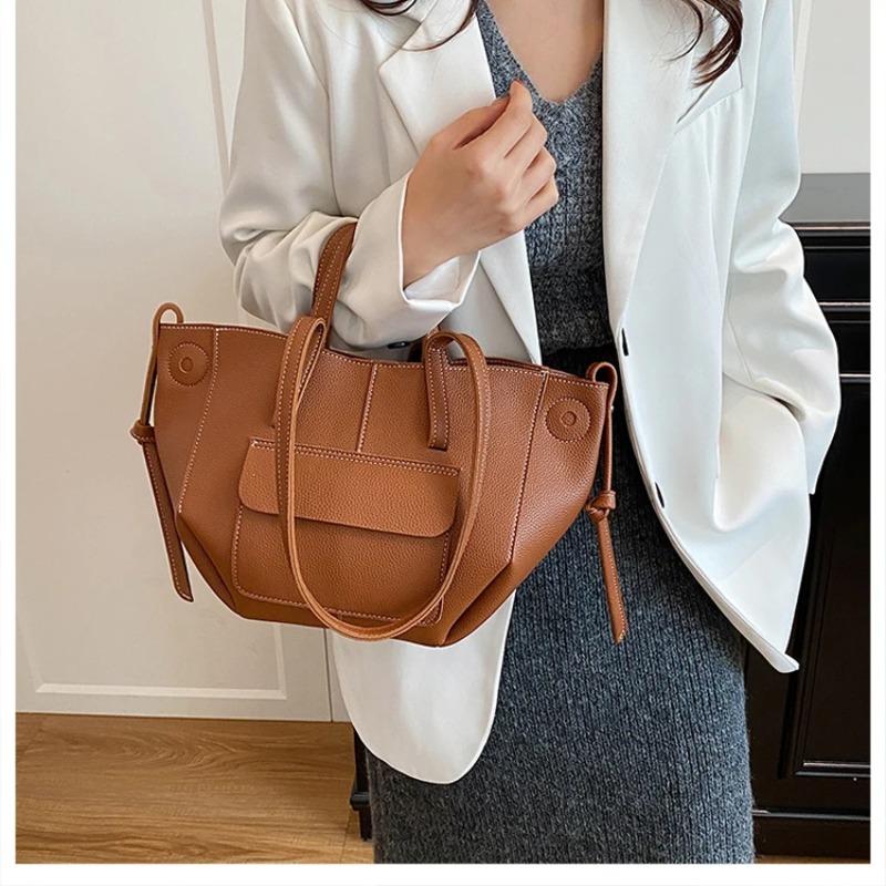 Fashi Large Capacity Solid PU Super Versatile Simple Shoulder Bags 2026 High Quality Spring Casual Commute Women s Tote Bags коричневий
Fashi Large Capacity Solid PU Super Versatile Simple Shoulder Bags 2026 High Quality Spring Casual Commute Women s Tote Bags коричневий