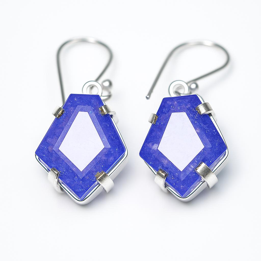 Натуральний фіолетовий танзаніт 52 карати СЕРТИФІКОВАНИЙ Срібло 925 проби Незвичайні сережки з дорогоцінним камінням AI-139-NS 41.1 mm approx. фіолетовий
Натуральний фіолетовий танзаніт 52 карати СЕРТИФІКОВАНИЙ Срібло 925 проби Незвичайні сережки з дорогоцінним камінням AI-139-NS 41.1 mm approx. фіолетовий