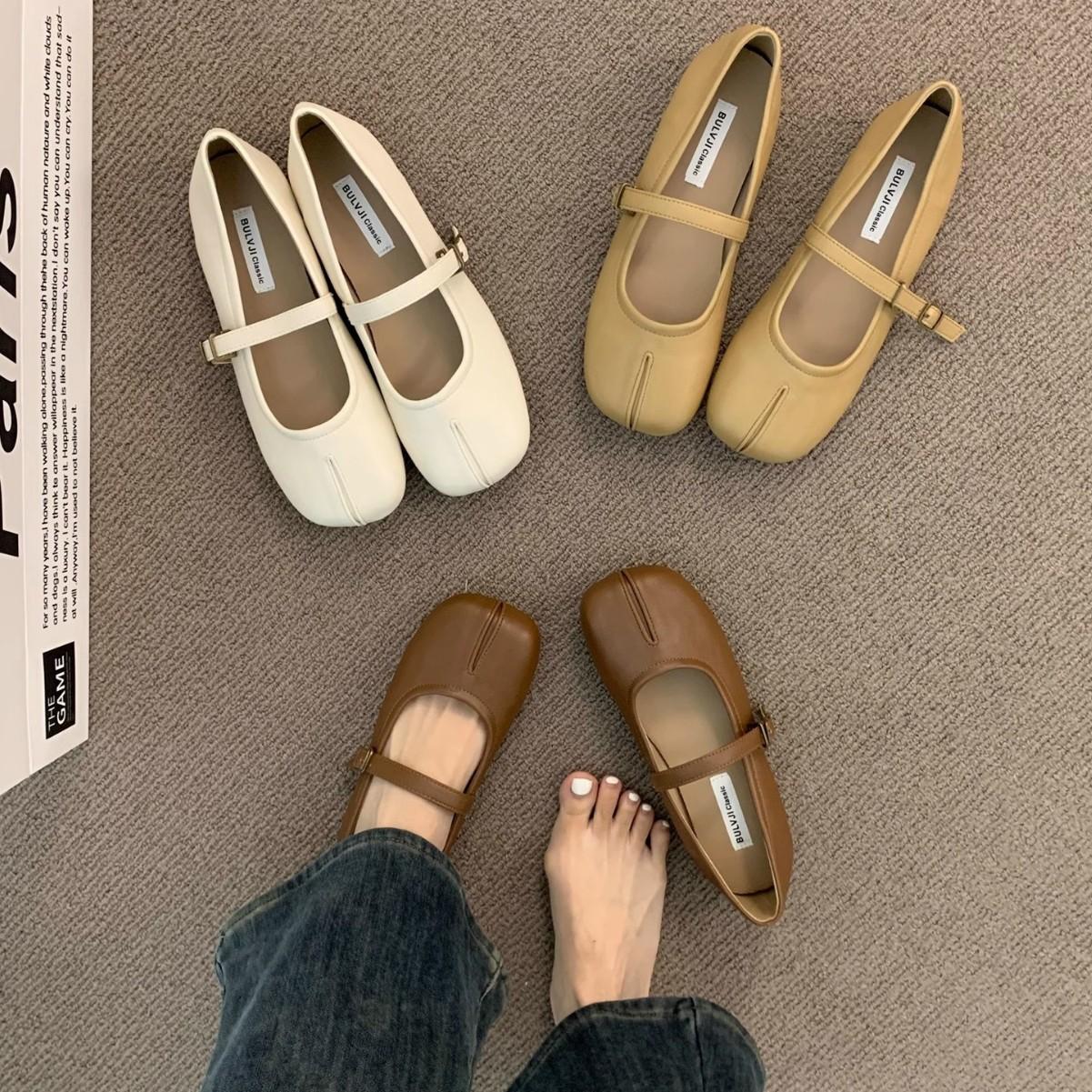 Flat-bottomed gentle evening shoes French cream yellow pig s trotters single shoes women s spring and autumn soft-soled split-toed Mary Jane grandma l 35 абрикосовый
Flat-bottomed gentle evening shoes French cream yellow pig s trotters single shoes women s spring and autumn soft-soled split-toed Mary Jane grandma l 35 абрикосовый