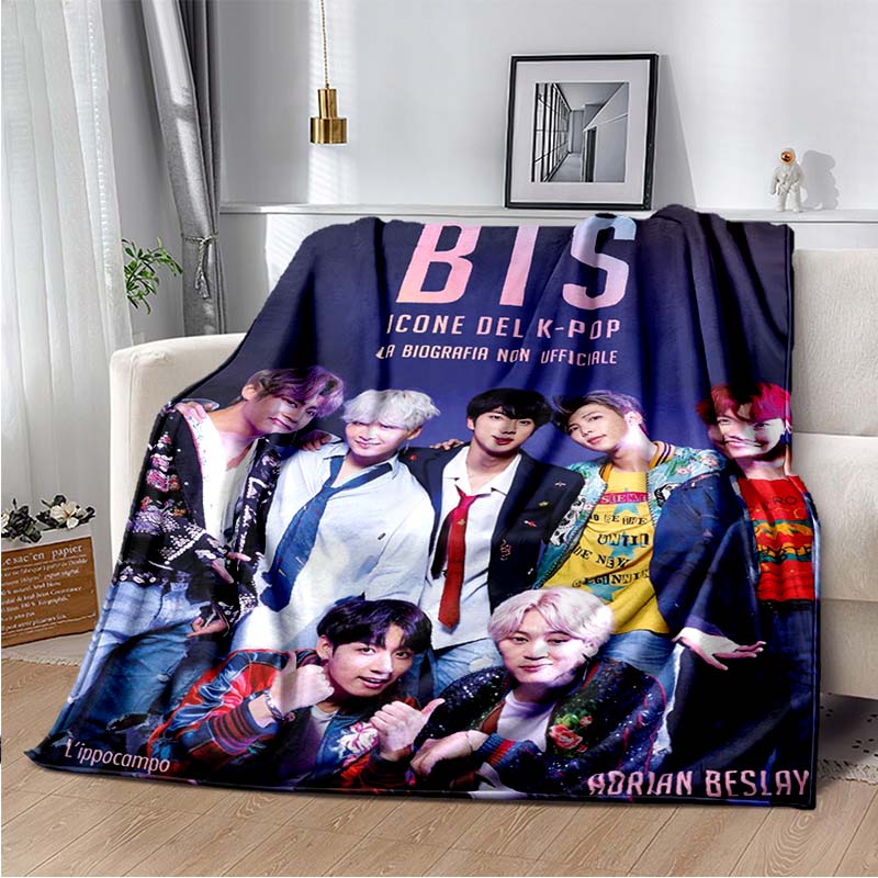 Найновіша K-pop ковдра з принтом Bangtan Boys, найновіша флісова плюшева ковдра, м яка тепла ковдра для дорослих та дітей, спальні, дивана, подарунок 75x90cm
Найновіша K-pop ковдра з принтом Bangtan Boys, найновіша флісова плюшева ковдра, м яка тепла ковдра для дорослих та дітей, спальні, дивана, подарунок 75x90cm