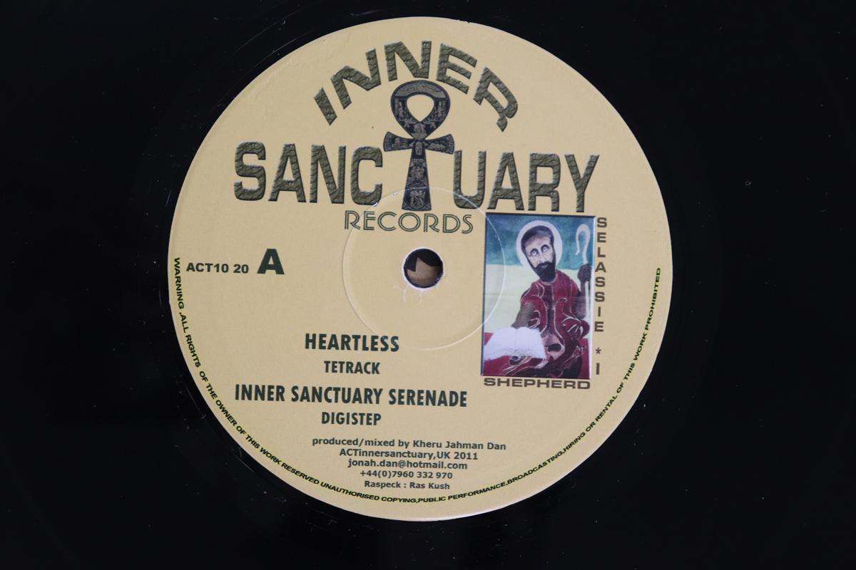 10inch Record TETRACK / SYPE STEK - Heartless / Internal Flow ACT1020 Inner Sanctuary 2011 UK Reggae, Ska & Dub Used
10inch Record TETRACK / SYPE STEK - Heartless / Internal Flow ACT1020 Inner Sanctuary 2011 UK Reggae, Ska & Dub Used